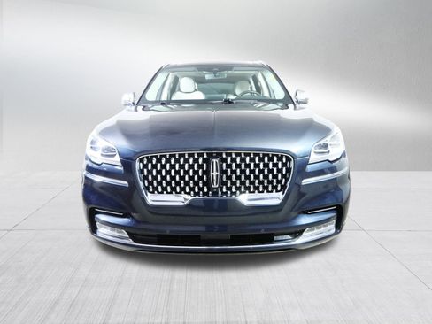 Used 2020 Lincoln Aviator Black Label w/ Dynamic Handling Package image 2