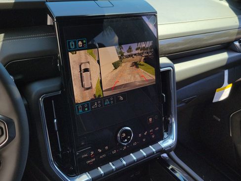 New 2026 GMC Yukon Elevation AWD/4WD image 31