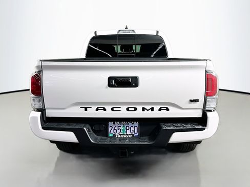 Certified 2023 Toyota Tacoma TRD Sport AWD/4WD image 6
