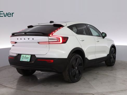 Used 2023 Volvo C40 P8 Recharge Ultimate image 12