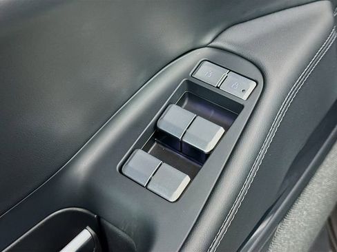 Used 2025 Lincoln Navigator Reserve image 18