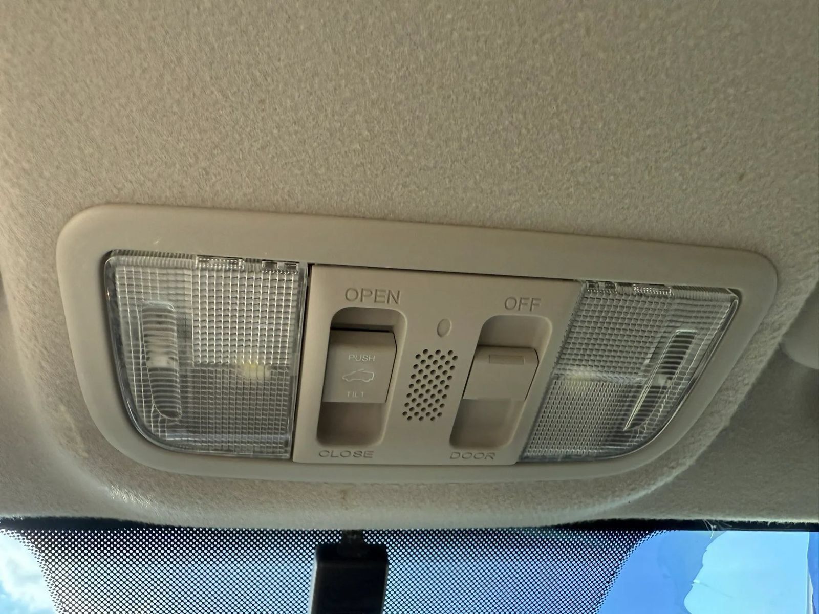 Used 2016 Honda Fit EX image 29