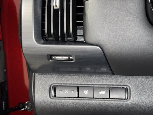 New 2026 Nissan Pathfinder SL AWD/4WD image 16