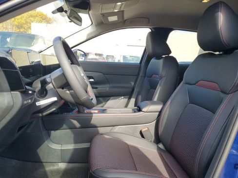 New 2026 Nissan Kicks SR w/ Cold Weather Package image 9