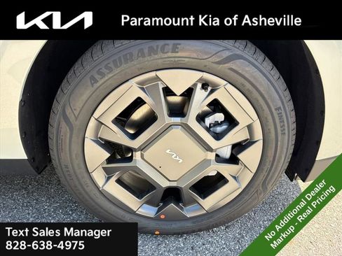 New 2026 Kia Carnival EX image 30