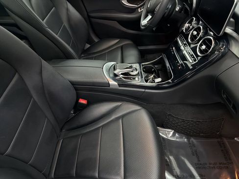 Used 2018 Mercedes-Benz C 300 Sedan image 30