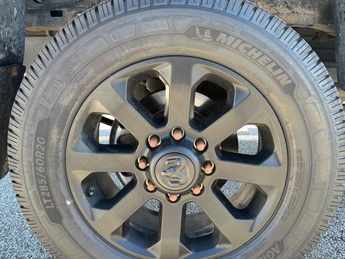 Used 2019 RAM 2500 Laramie w/ Cold Weather Group image 19