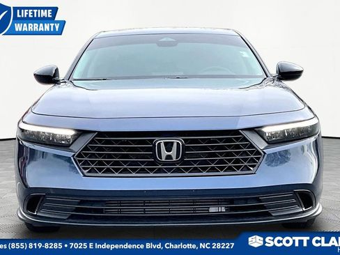 Used 2025 Honda Accord SE image 2