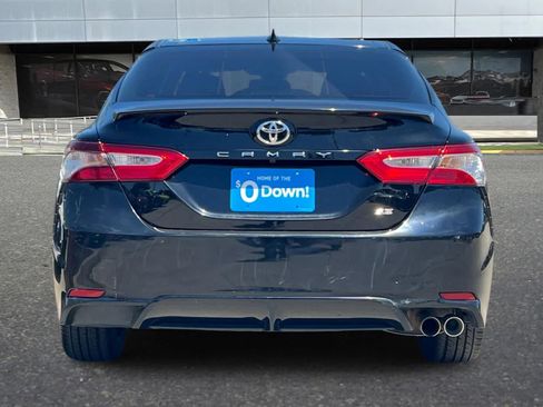 Used 2020 Toyota Camry SE w/ Carpet Mat Package FWD image 8