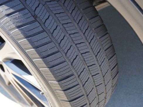 Used 2019 Nissan Murano Platinum w/ Cargo Package image 12