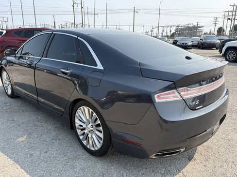 Used 2013 Lincoln MKZ FWD image 10