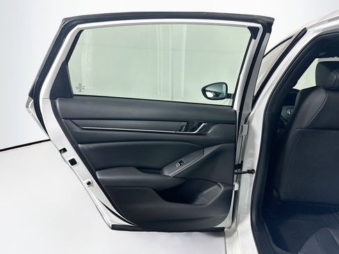 Used 2022 Honda Accord Sport image 25