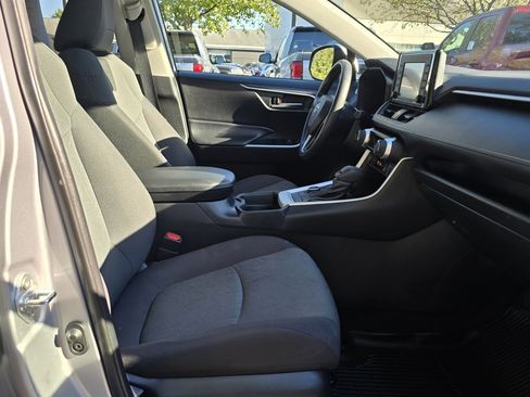 Certified 2020 Toyota RAV4 XLE w/ Convenience Package image 12