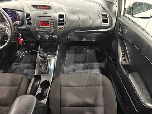 Used 2016 Kia Forte LX FWD image 23