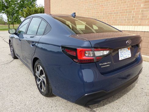 Used 2025 Subaru Legacy Premium w/ Popular Package #1A AWD/4WD image 5