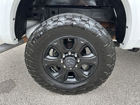 Used 2018 RAM 2500 Big Horn w/ Sport Appearance Group image 18