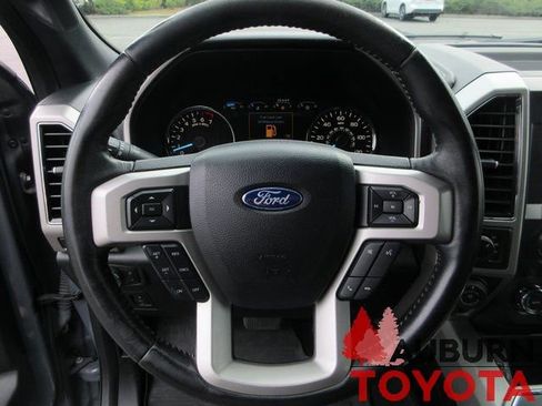 Used 2019 Ford F150 Lariat image 15