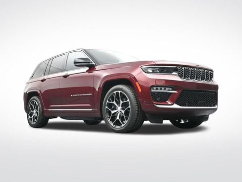 Used 2023 Jeep Grand Cherokee Summit image 45