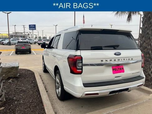 Used 2023 Ford Expedition Platinum image 13