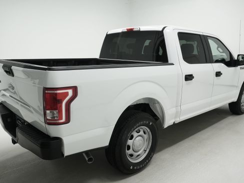 Used 2017 Ford F150 XL w/ XL Power Equipment Group AWD/4WD image 4