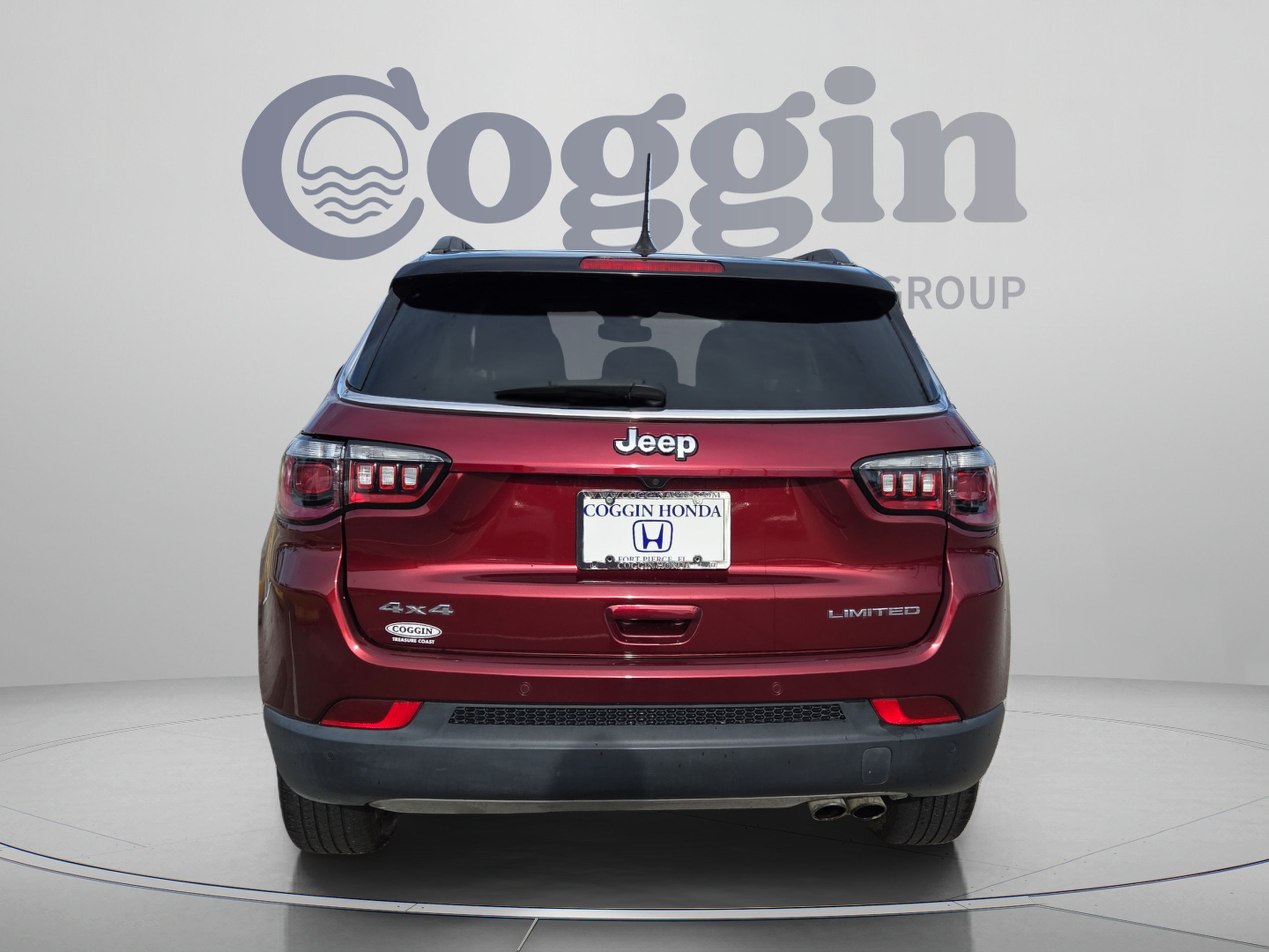Used 2021 Jeep Compass Limited AWD/4WD image 4