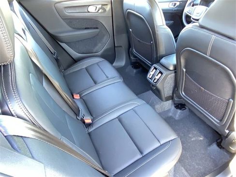 New 2026 Volvo XC40 B4 Core image 15