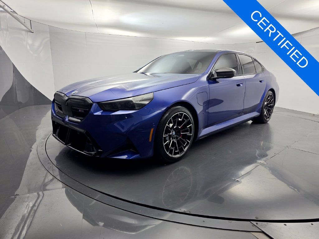 Certified 2025 BMW M5 w/ Carbon Package AWD/4WD image 8