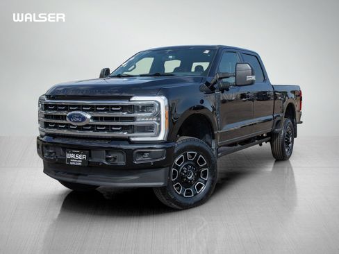 Used 2023 Ford F250 Platinum w/ FX4 Off-Road Package AWD/4WD image 1