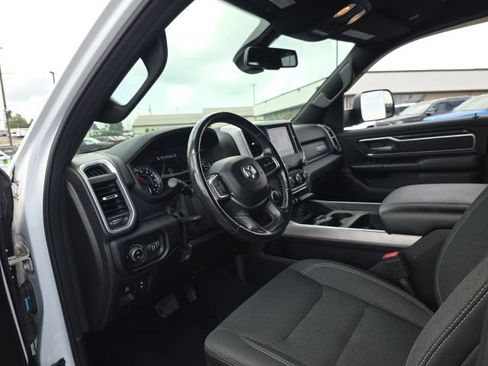 Used 2019 RAM 1500 Big Horn AWD/4WD image 16