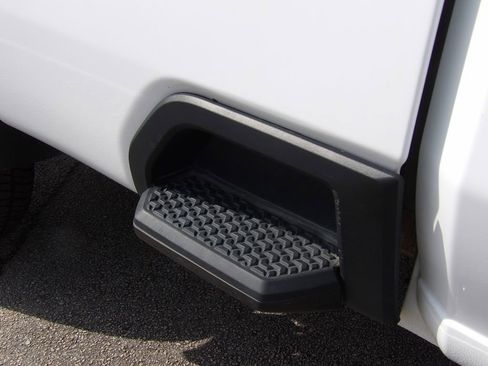 Used 2024 GMC Sierra 3500 Pro RWD image 14