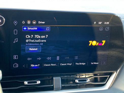 Used 2025 Chevrolet Equinox LT image 21