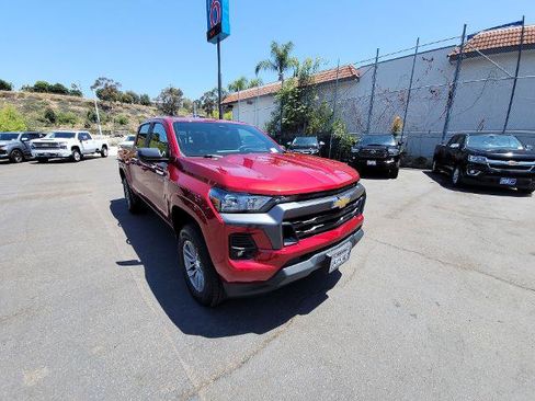 Used 2023 Chevrolet Colorado LT w/ LT Convenience Package II RWD image 2