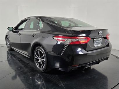 Used 2018 Toyota Camry SE