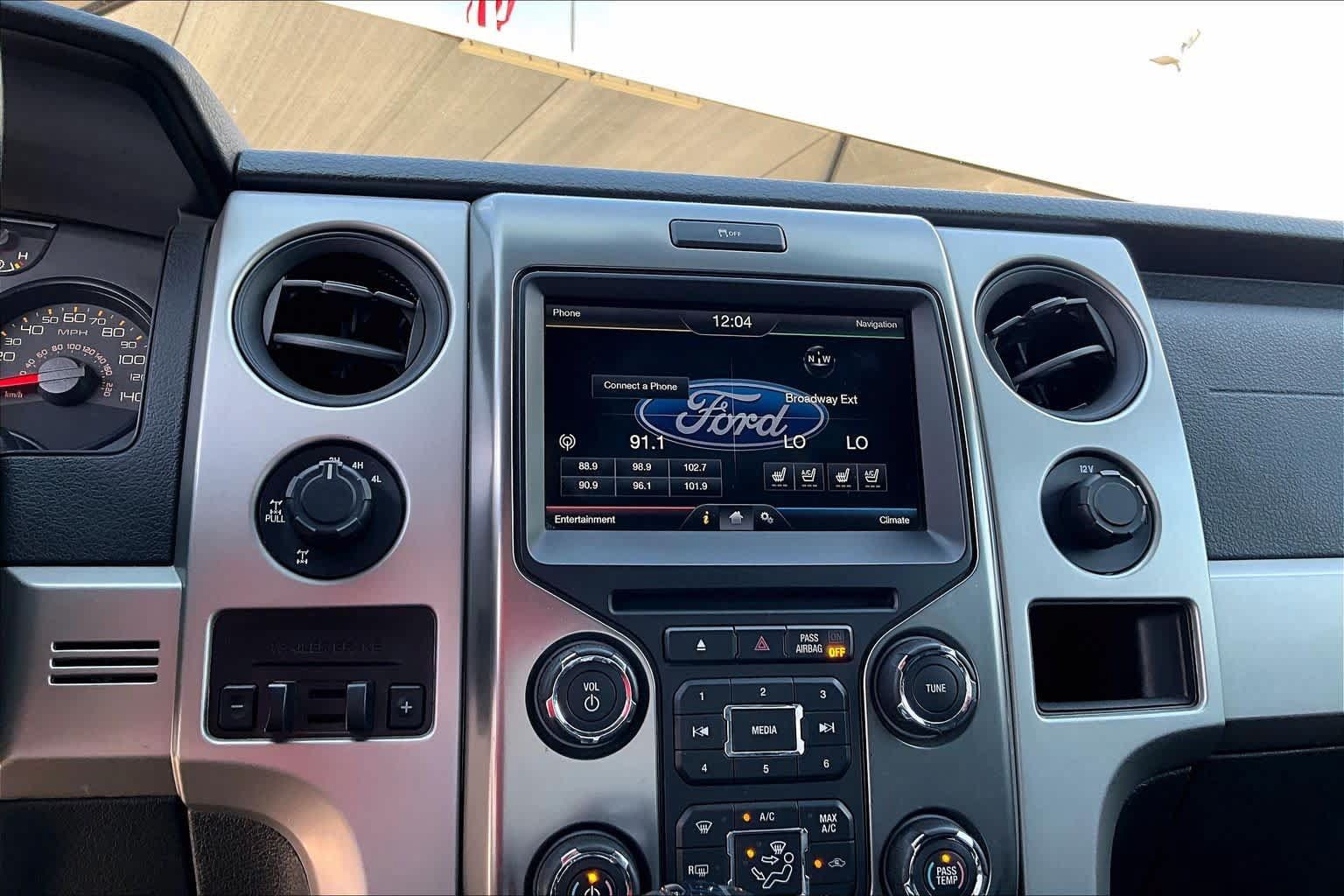 Used 2014 Ford F150 Raptor w/ Equipment Group 801A Luxury AWD/4WD image 27