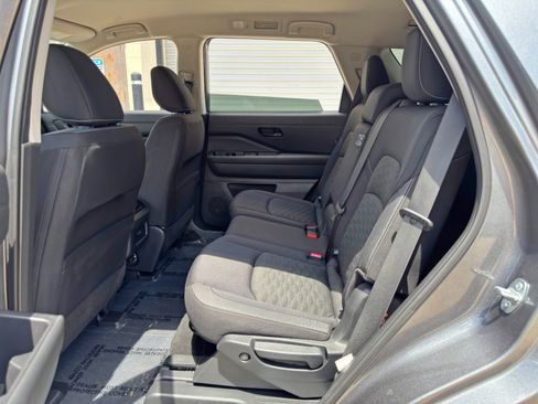 Used 2023 Nissan Pathfinder SV FWD image 37