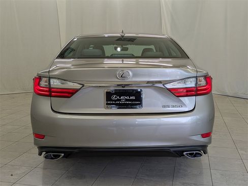 Used 2016 Lexus ES 350 image 8
