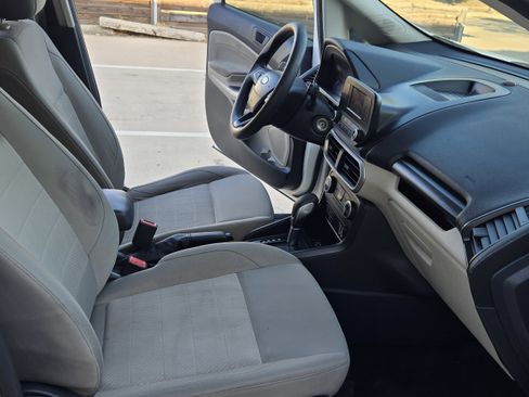 Used 2018 Ford EcoSport S image 25