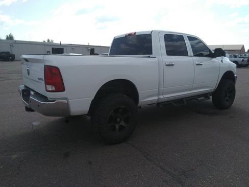 Used 2016 RAM 2500 Tradesman w/ Chrome Appearance Group image 5