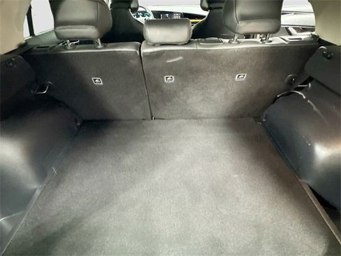 Used 2023 Kia Niro EX image 26