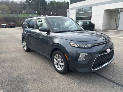 Used 2022 Kia Soul LX w/ Technology Package