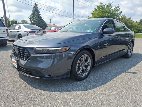 Used 2024 Honda Accord EX image 3