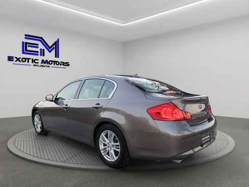 Used 2011 INFINITI G37 Journey w/ Premium Pkg image 3