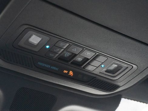 Used 2025 Ford Expedition Tremor AWD/4WD image 43