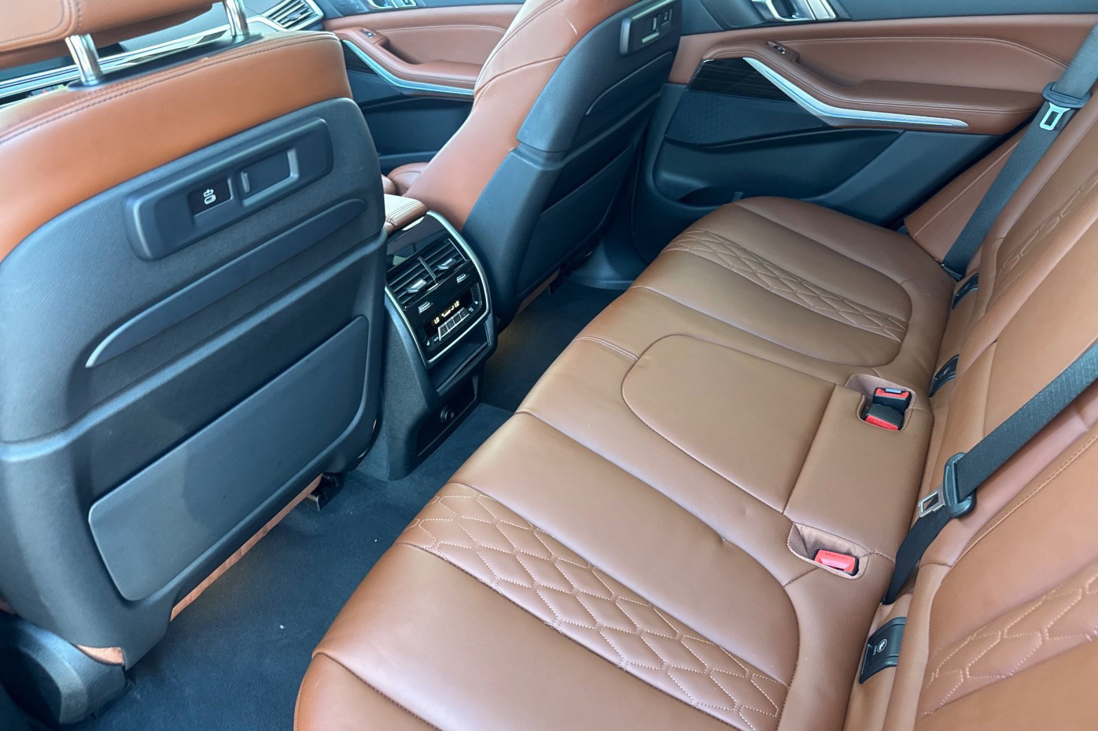 Used 2023 BMW X5 xDrive45e w/ Executive Package AWD/4WD image 24