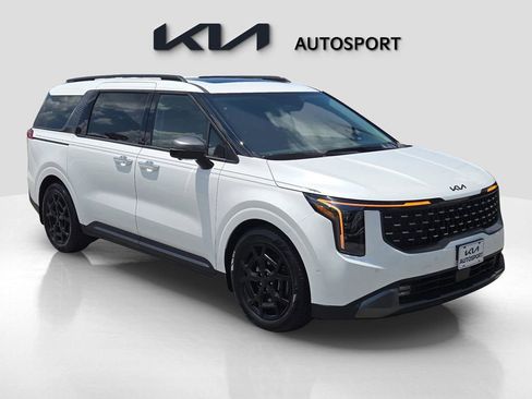 New 2026 Kia Carnival SX w/ SX Dark Edition Package image 3