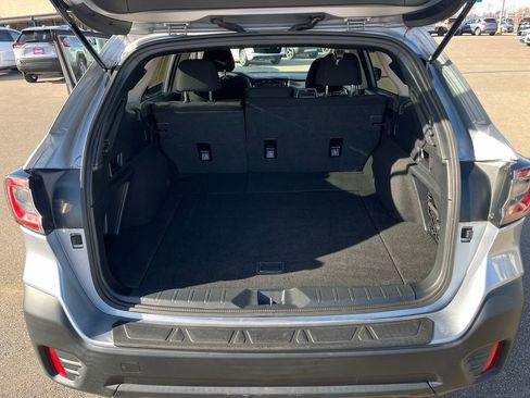 Used 2022 Subaru Outback Premium image 28