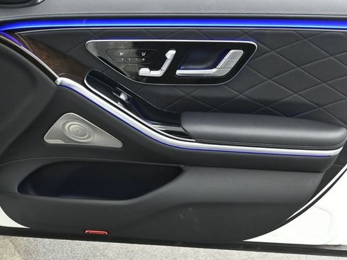 Used 2021 Mercedes-Benz S 580 4MATIC Sedan image 21