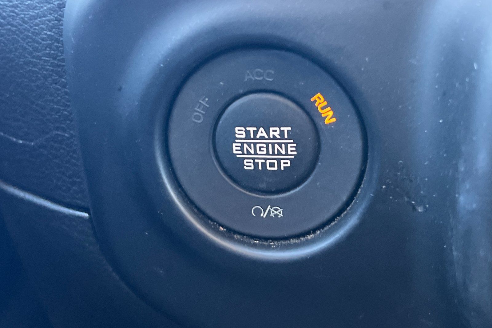 Used 2023 Jeep Wrangler Unlimited Sahara AWD/4WD image 24