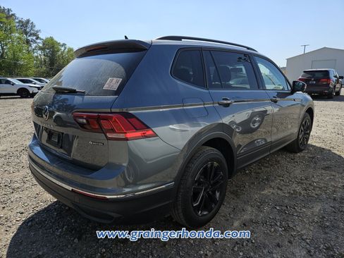 Used 2022 Volkswagen Tiguan S image 6