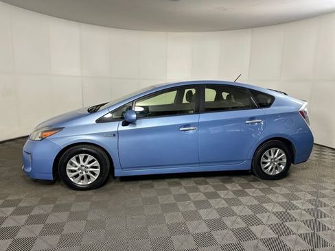 Used 2012 Toyota Prius Plug-In Hybrid image 6